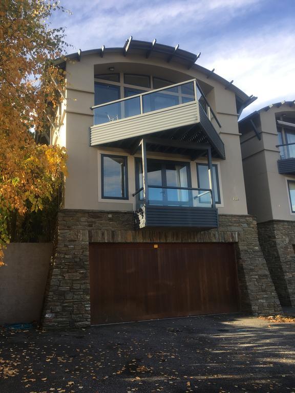 Luxury On Lakeside Wanaka Dış mekan fotoğraf